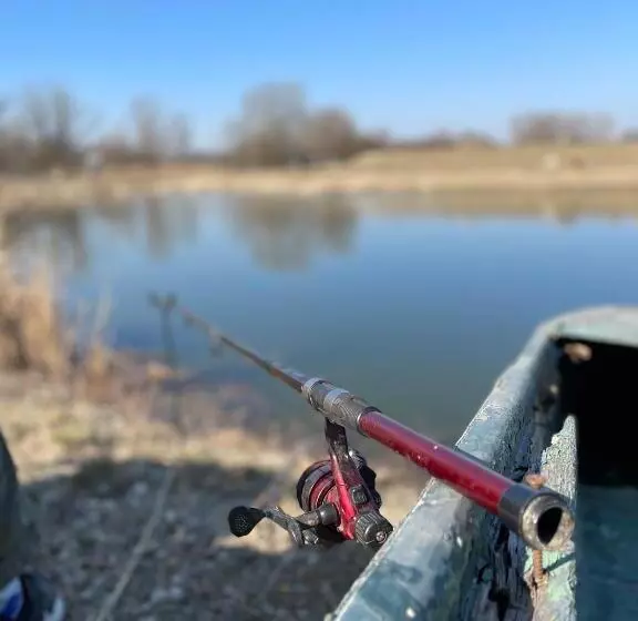 پانسیون Divá Kačica Restaurant & Pansion