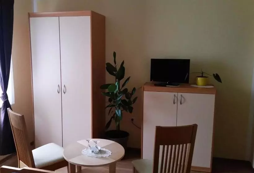 پانسیون Gostilna S Prenocisci Danica