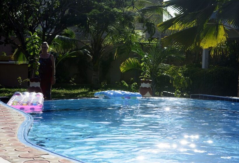 פנסיון Highland Bungalows