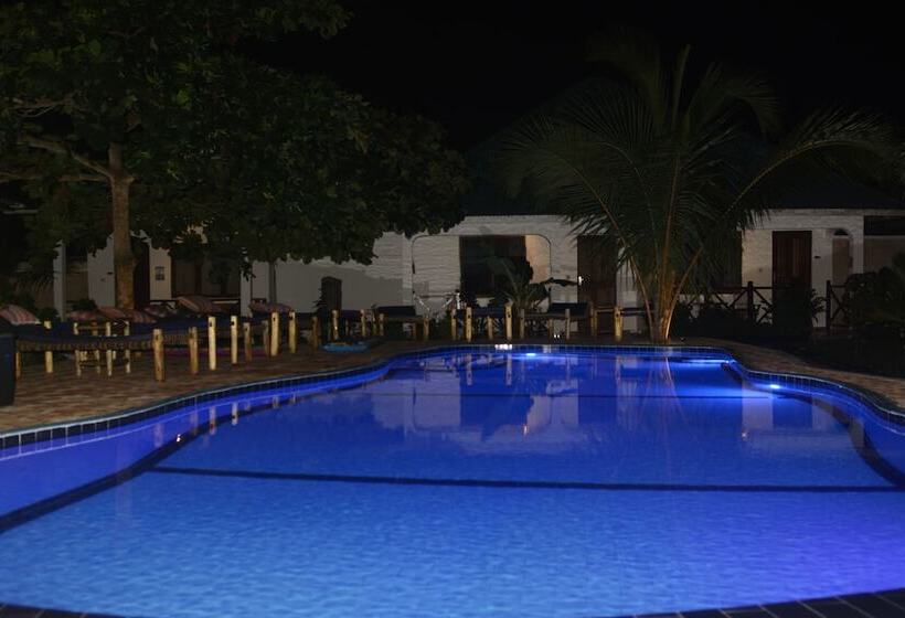 פנסיון Highland Bungalows