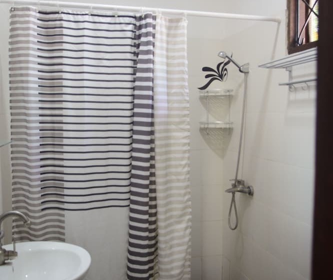 פנסיון Highland Bungalows