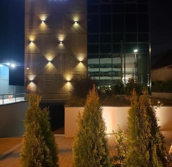 پانسیون Panorama Business Inn