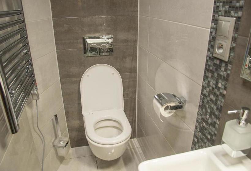 Pensjonat Restaurace A Penzion U Klásků