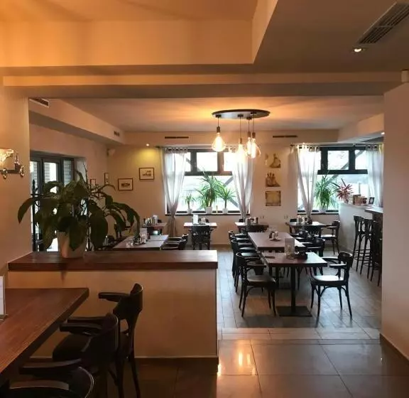 پانسیون Restaurace A Penzion U Klásků