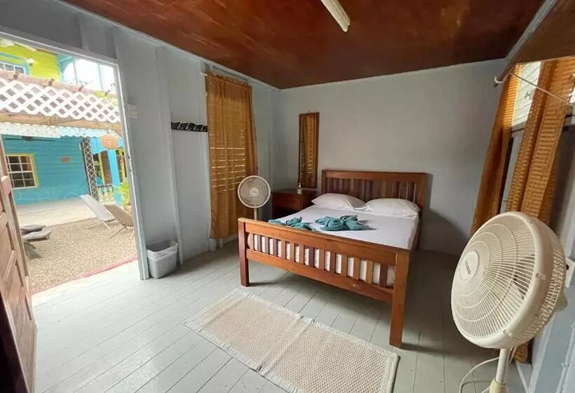 پانسیون Sea N Sun Guest House
