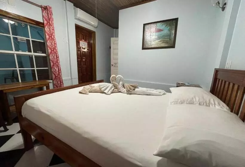 پانسیون Sea N Sun Guest House