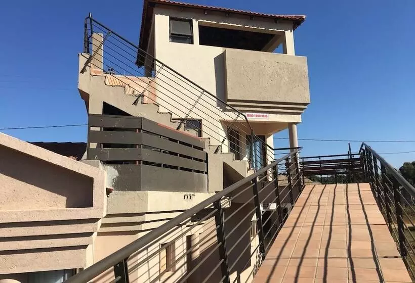 پانسیون Valley View Lodge