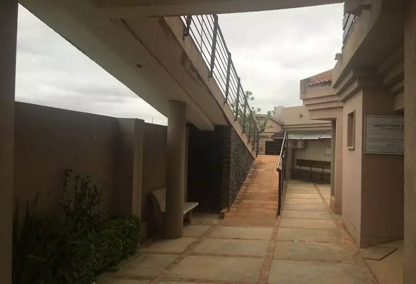 پانسیون Valley View Lodge