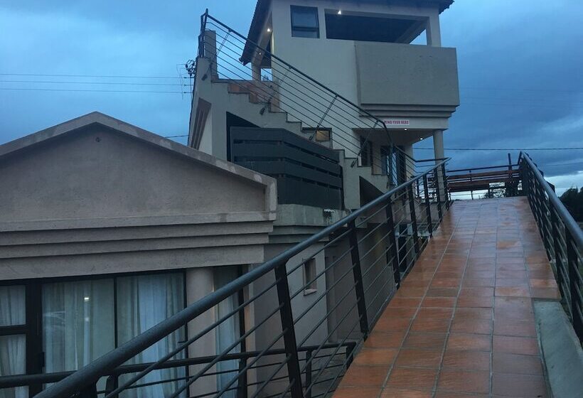 پانسیون Valley View Lodge