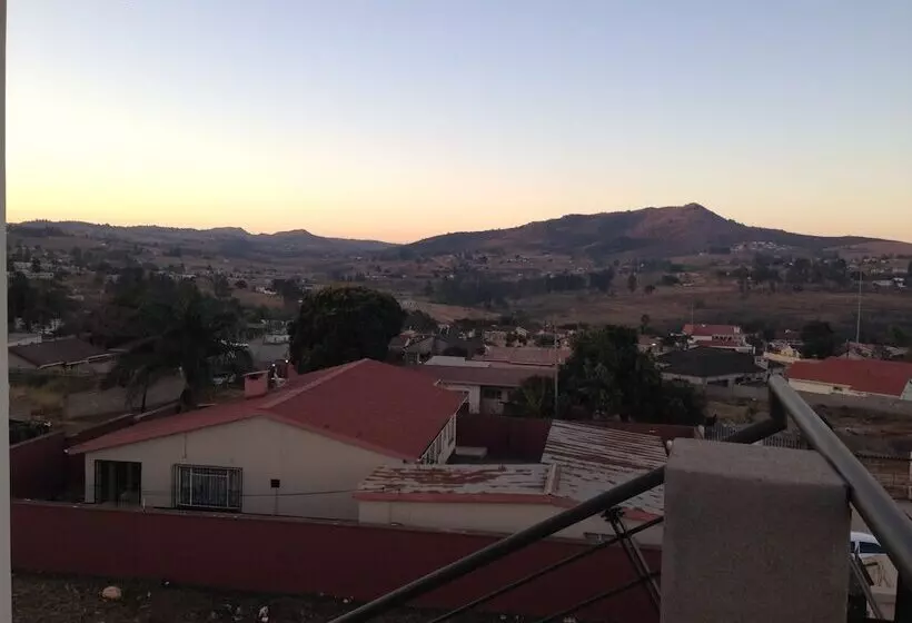 پانسیون Valley View Lodge