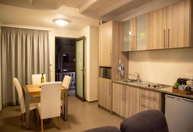 هاستل Desert Sands Boutique B&b | Self Catering