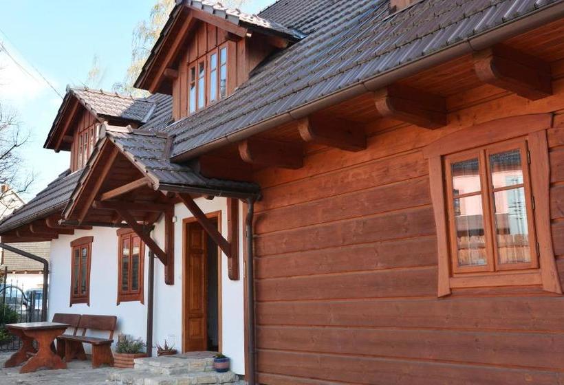 Alberg Penzion V Podhradí