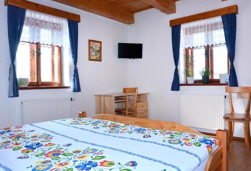 Alberg Penzion V Podhradí