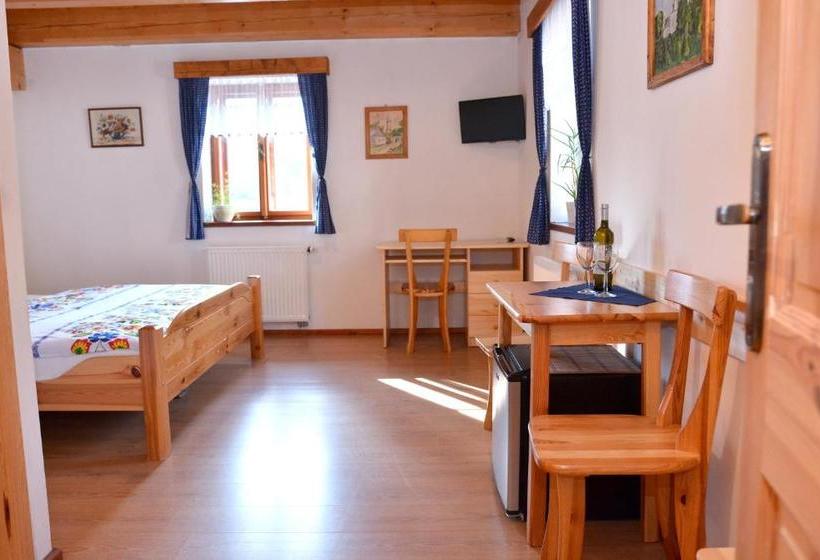 Alberg Penzion V Podhradí