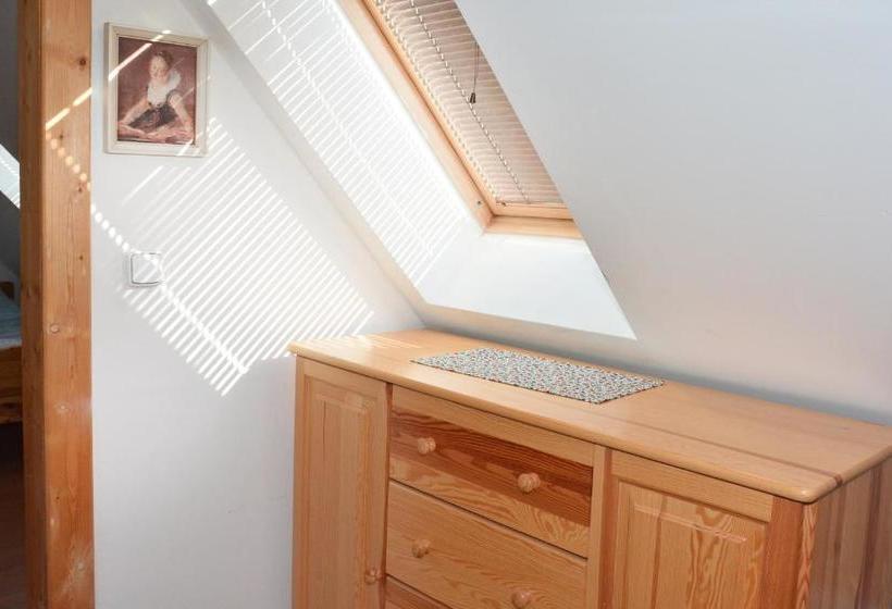 Alberg Penzion V Podhradí