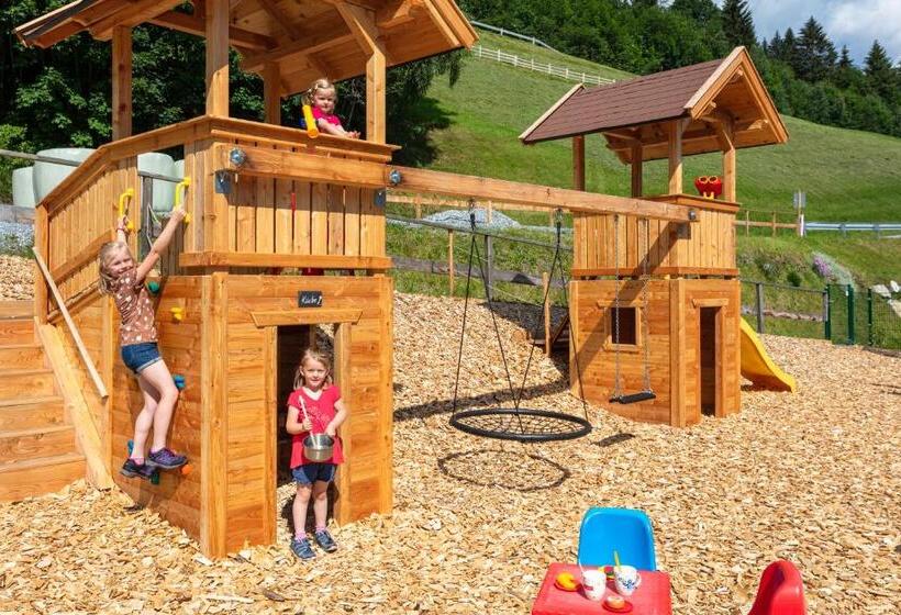 ホテル Biobauernhof Aslgut