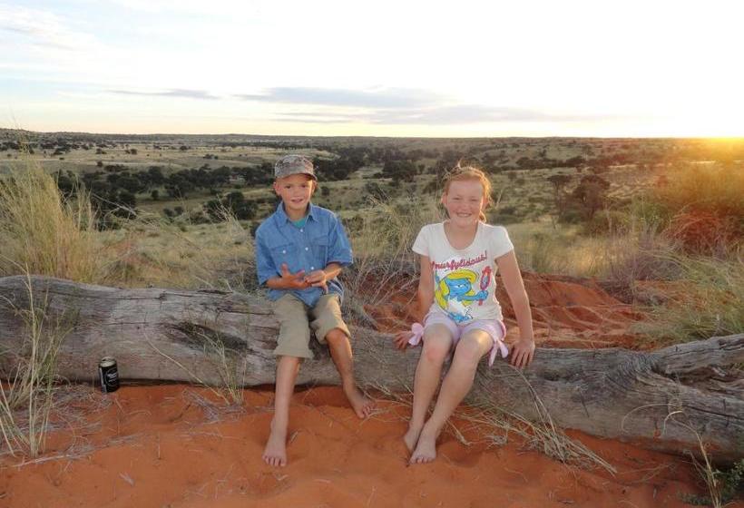 هتل Terra Rouge Guestfarm & Sonstraal Farmhouse