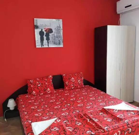 پانسیون Guest House Yanina