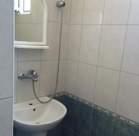 پانسیون Guest House Yanina