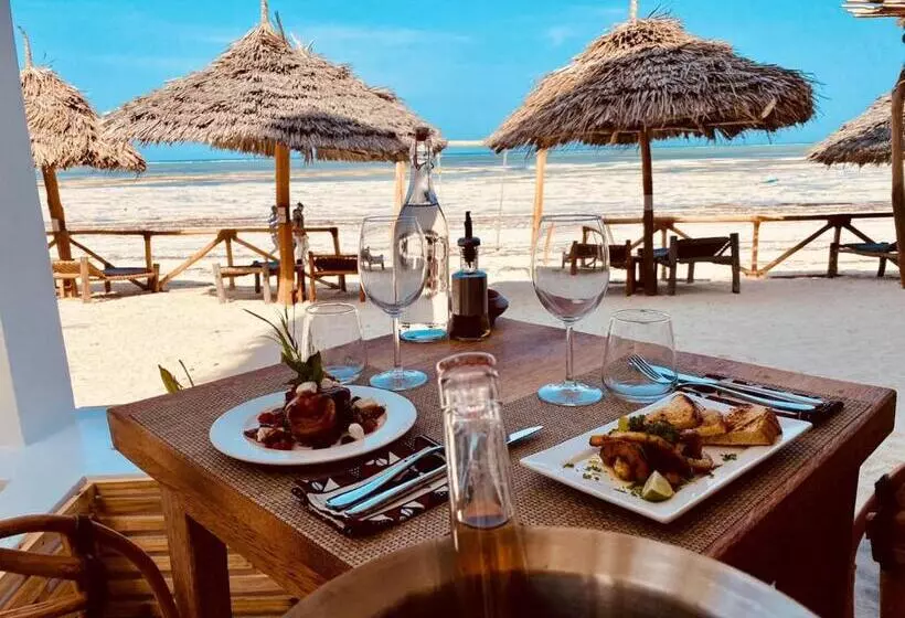 Majatalo Helwas Zanzibar Beach