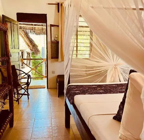 Majatalo Helwas Zanzibar Beach