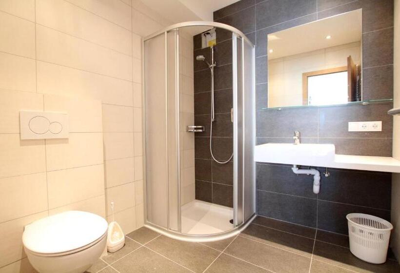 膳宿费 Ibex Hostel