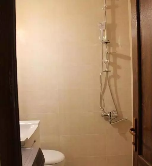 پانسیون Nitsa Guest House