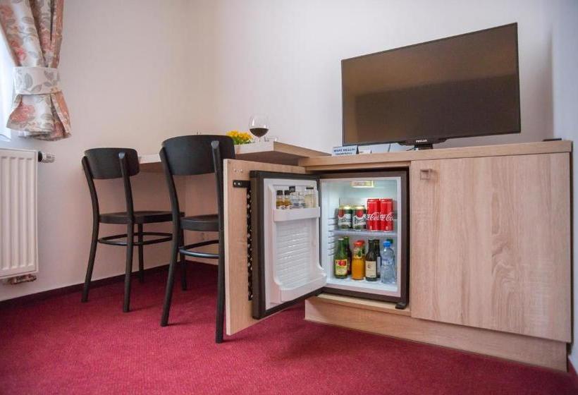 פנסיון Penzion Obora