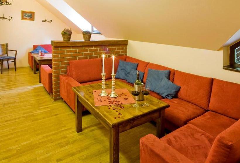 פנסיון Penzion Obora