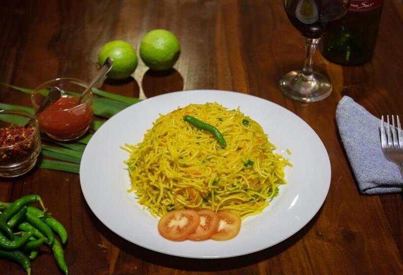 膳宿费 Shadow Inn Ella