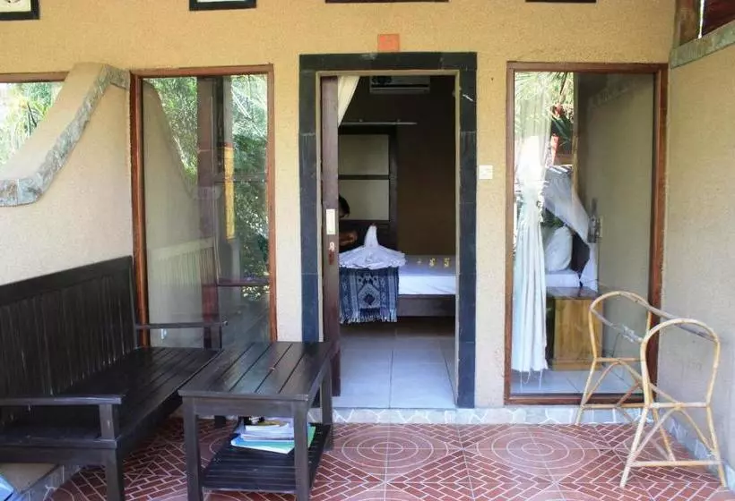 ペンション Sudi Guest House