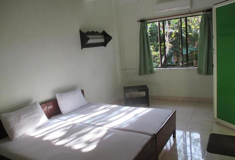 پانسیون Thilanka Beach Resort