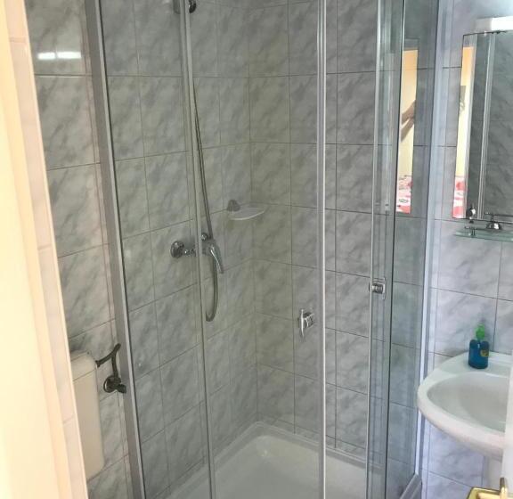 بنسيون Zsuzsi Vendégház