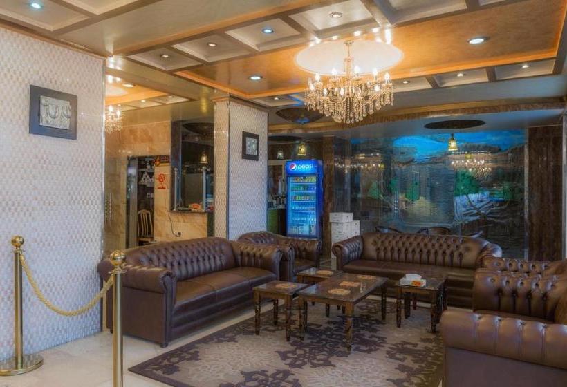 الليل الهادي