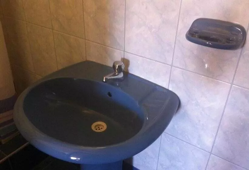 Retkeilymaja Hostal Tres Máscaras