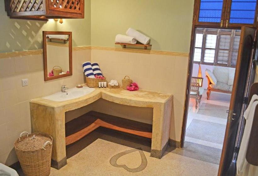 פנסיון Alibi's Well