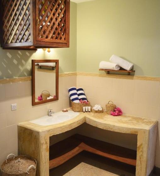 פנסיון Alibi's Well