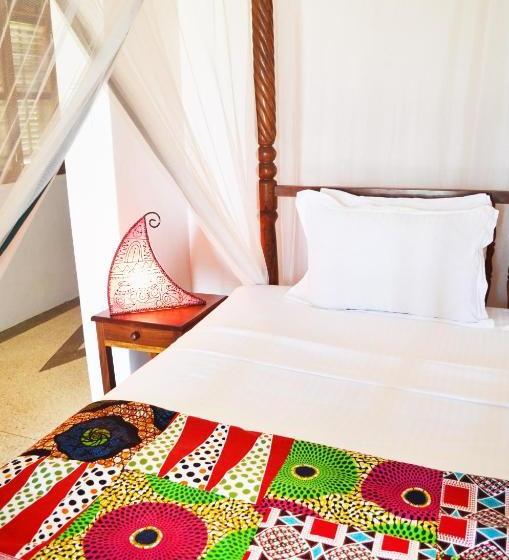 פנסיון Alibi's Well