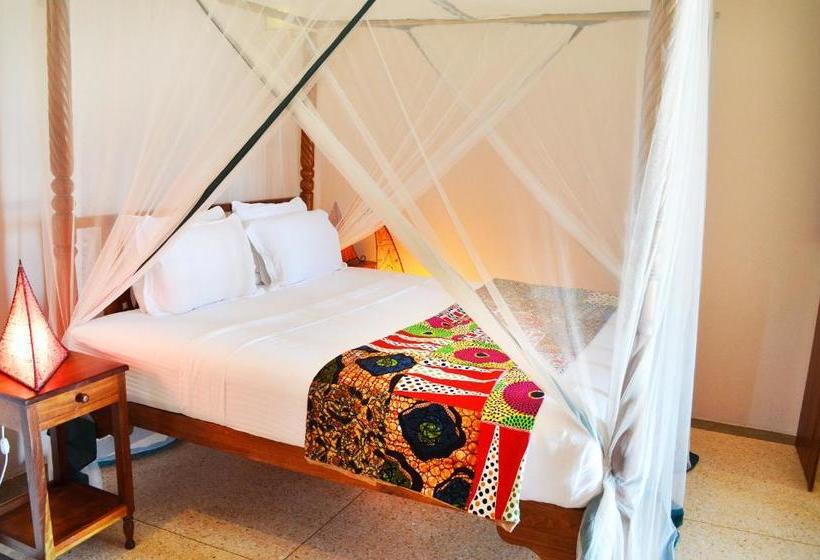 פנסיון Alibi's Well