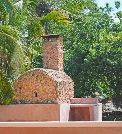 פנסיון Alibi's Well