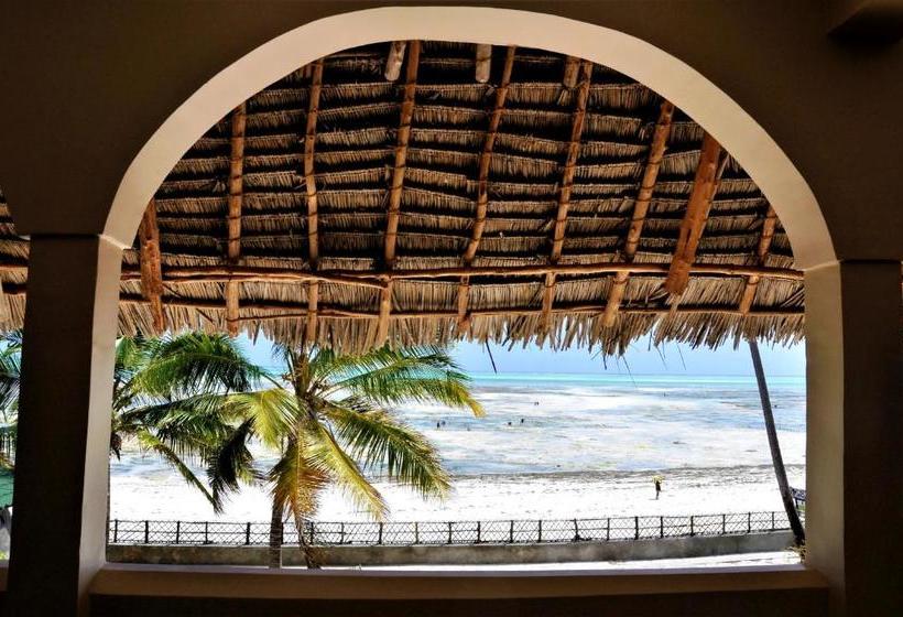 פנסיון Alibi's Well