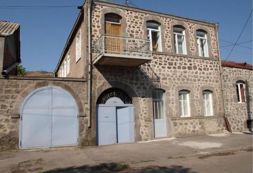 پانسیون Andranik B&b