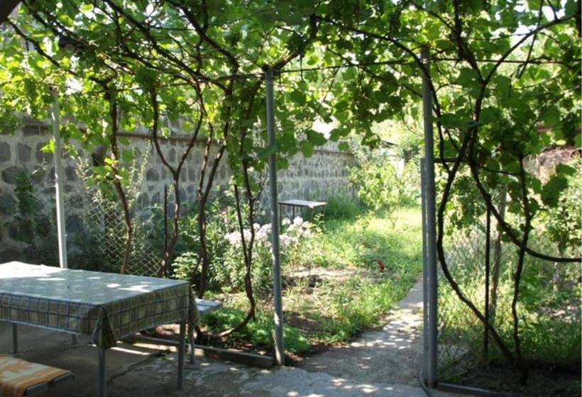 پانسیون Andranik B&b