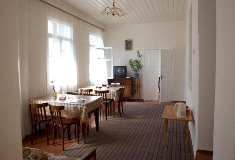 پانسیون Andranik B&b