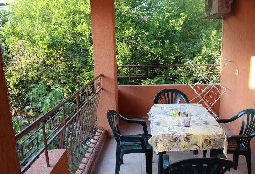 Majatalo Dream House