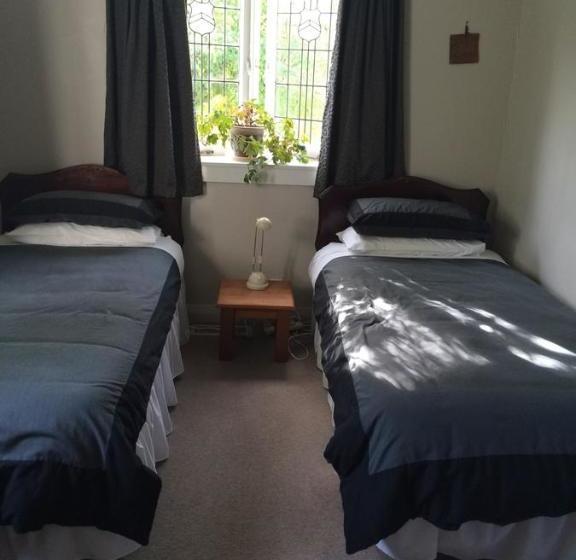 Пансион English Tudor House