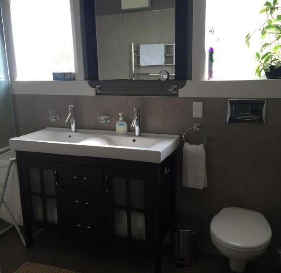 Пансион English Tudor House