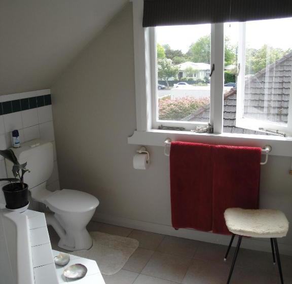 Пансион English Tudor House