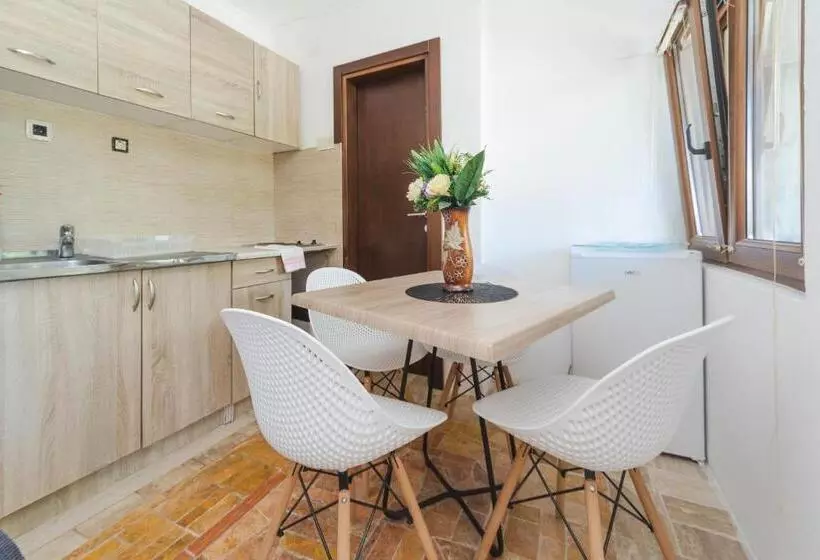 پانسیون Guest House Zuber