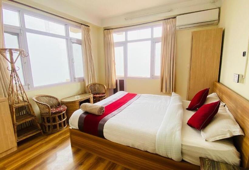 پانسیون Himalayan Sunrise